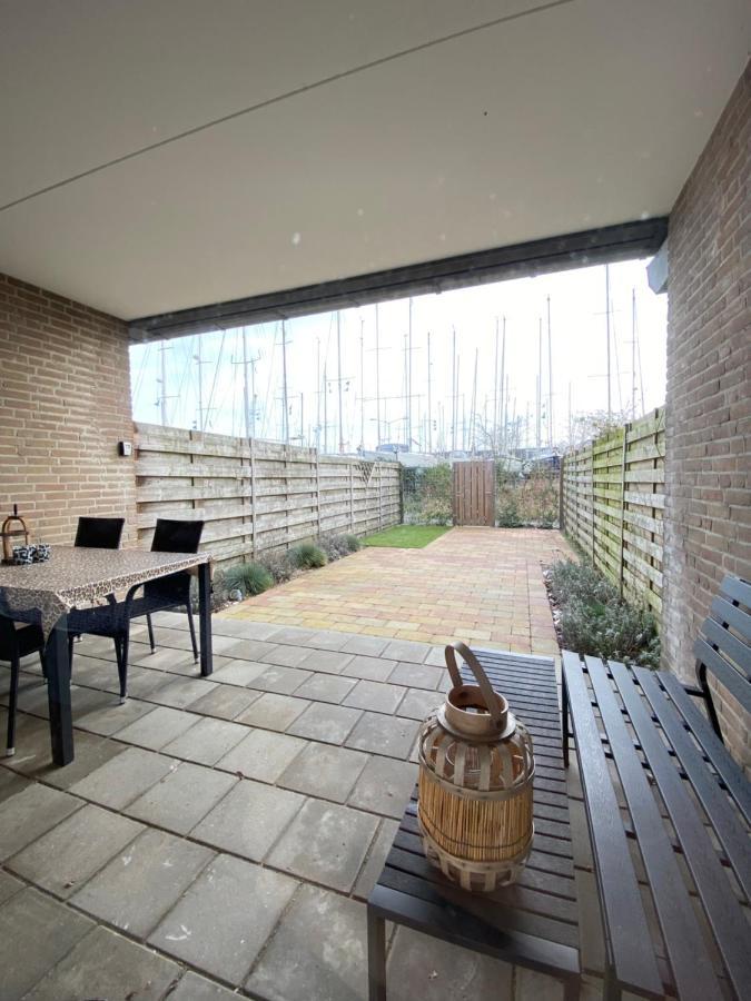 Ijsvogel Apartment, Duplex Family Home 4-Bed Located On The Largest Saltwater Lake Bruinisse Exteriör bild